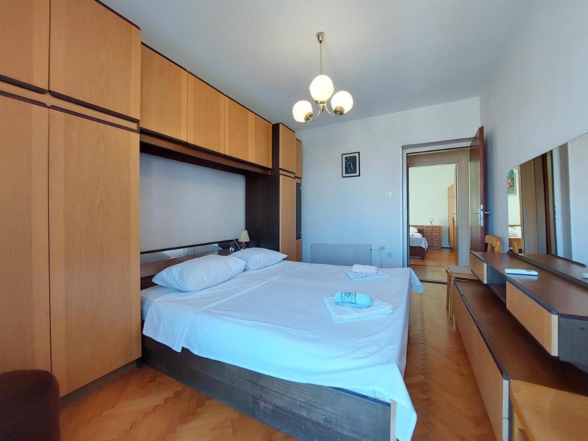 Apartments Nikola Punat Zewnętrze zdjęcie