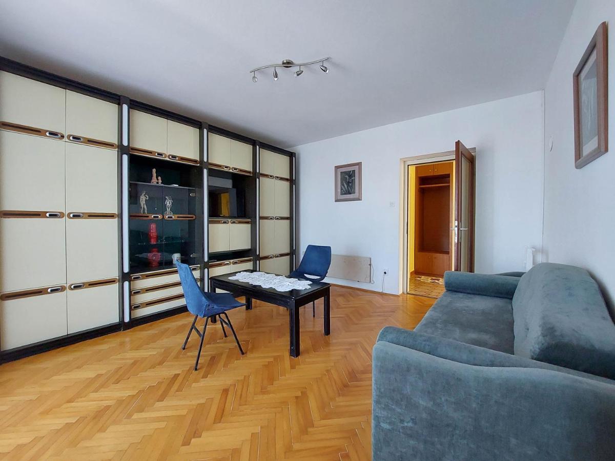 Apartments Nikola Punat Zewnętrze zdjęcie